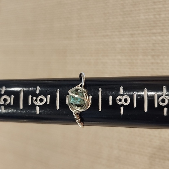 Silver Wire Wrapped Ring with turquoise. - Picture 2 of 3